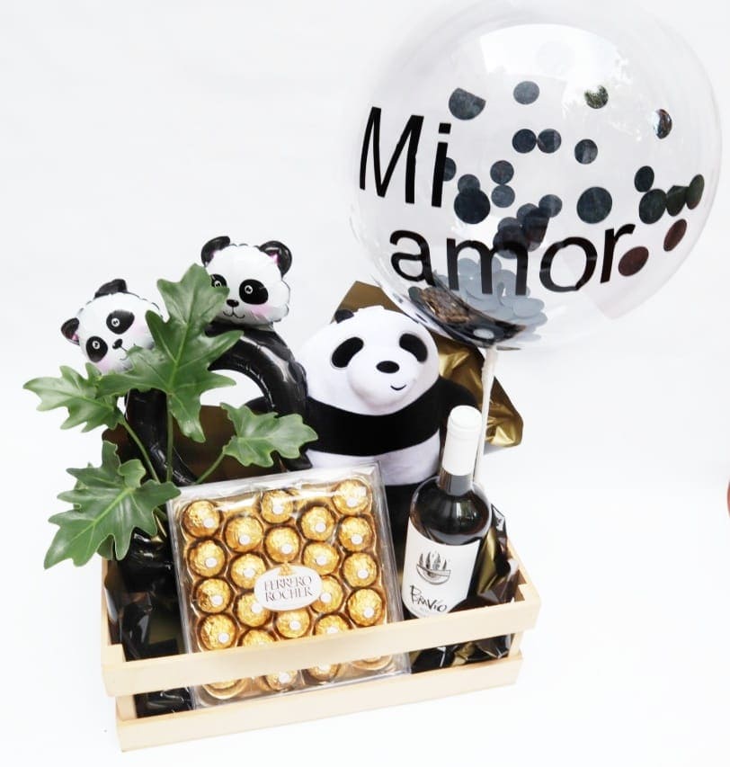 Imagen de Osita Mia Descripcion: Caja chocolates ferreros rocher, vino fino, planta de interior, vincha globo y globo burbuja personalizado.